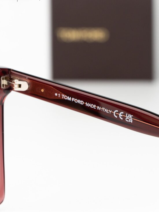 Tom Ford SABRINA-02 Women Sunglasses Bordeaux Gradient Square FT0764 69T NEW main image 4
